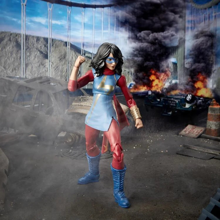 Marvel's Avengers Marvel Legends Ms. Marvel AF (Abomination BAF)