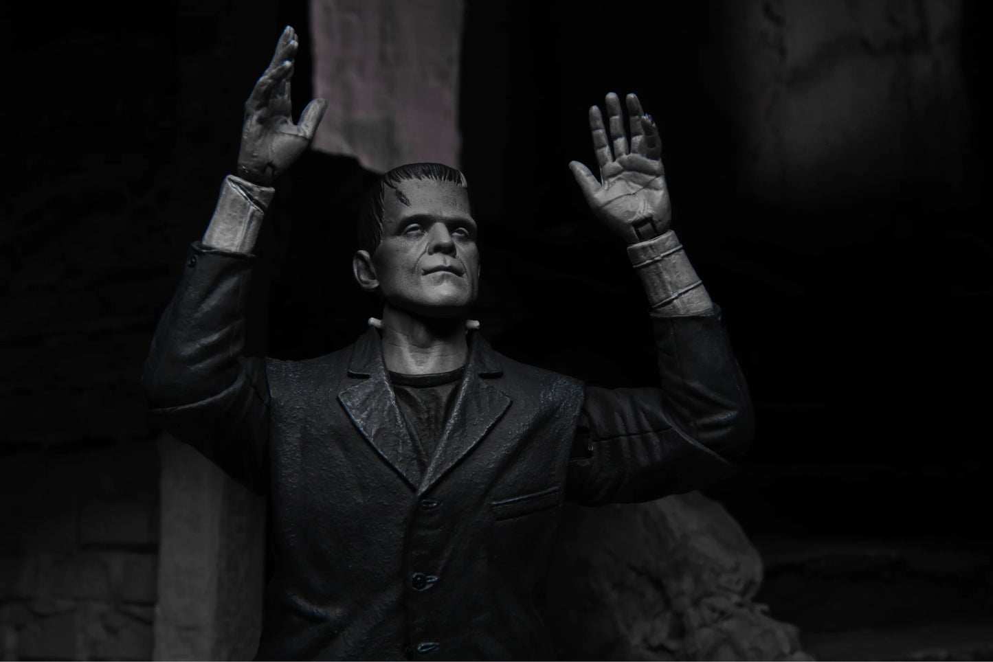UNIVERSAL FRANKENSTEIN S MONSTER B&W ULTIMATE 7IN AF