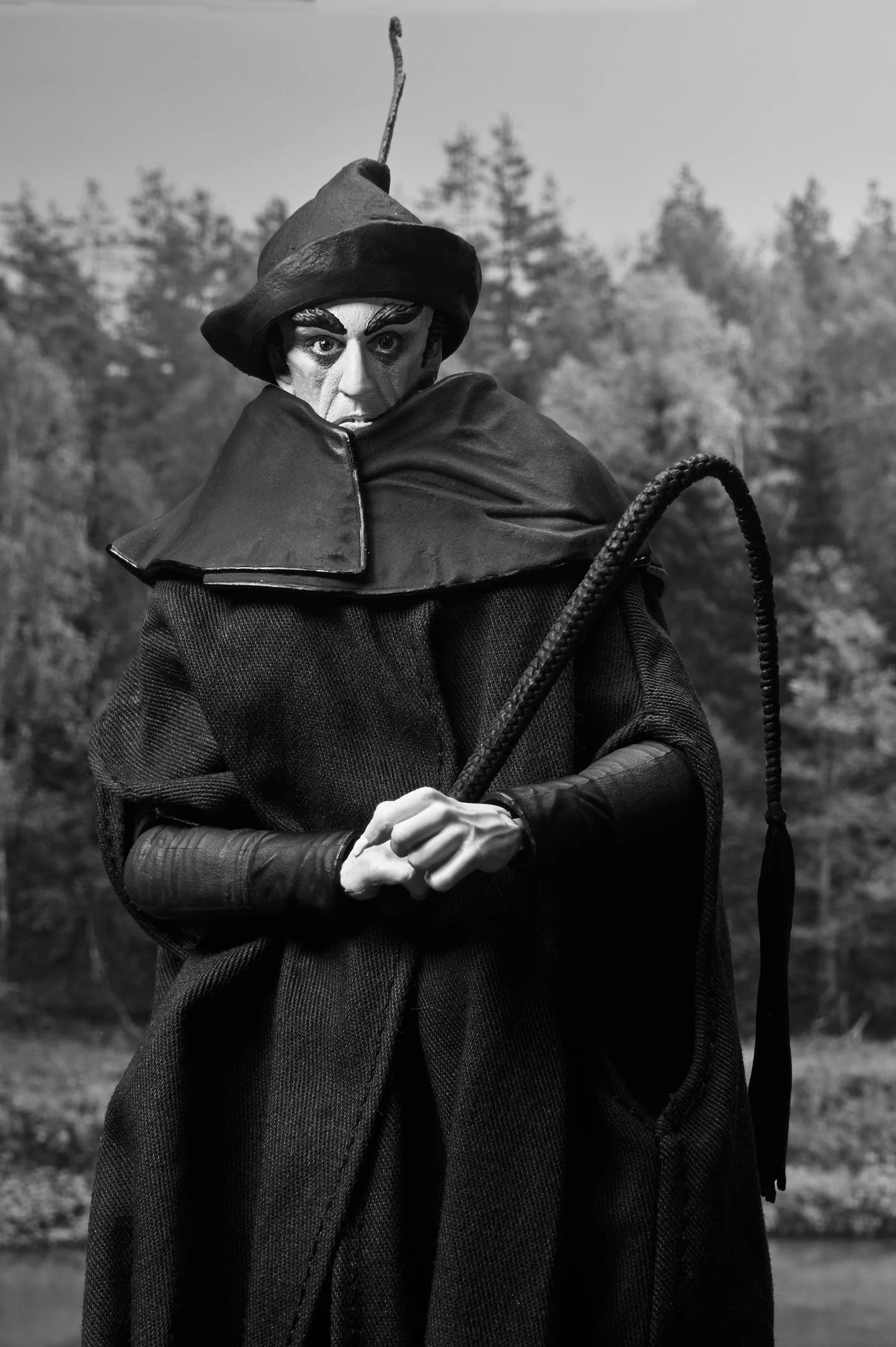 Nosferatu Ult Count Orlok Black & White 7in Action Figure