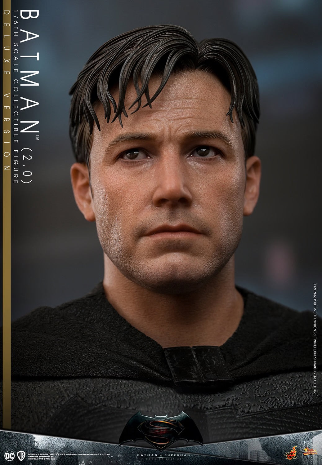 Pre-Order: BATMAN (2.0) (DELUXE VERSION) Sixth Scale Figure by Hot Toys