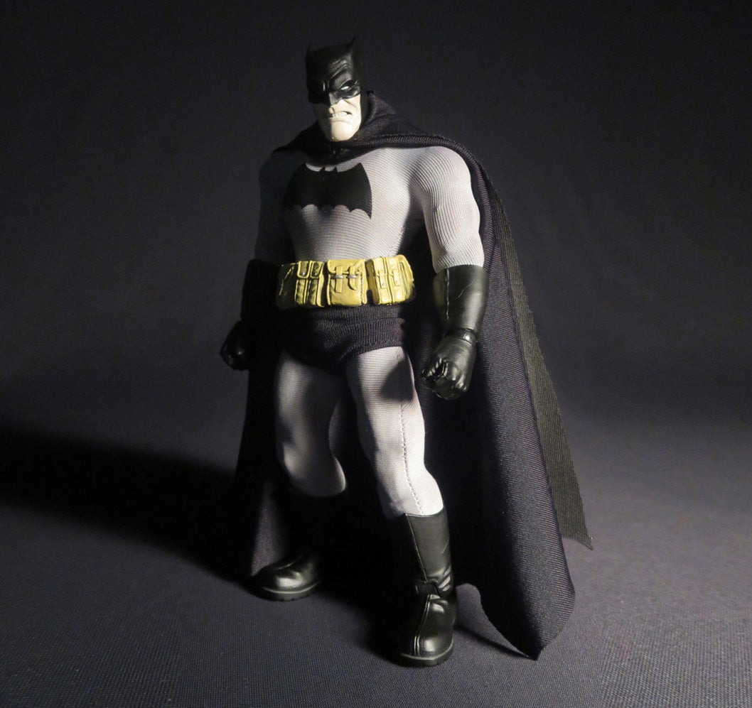 Mezco Toyz One:12 Collective Presents: The Dark Knight Batman Action Figure