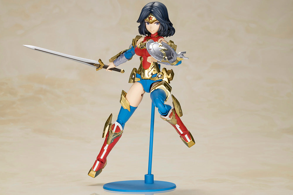 Wonder Woman Another Color Humikane Shimada Ver Model Kit
