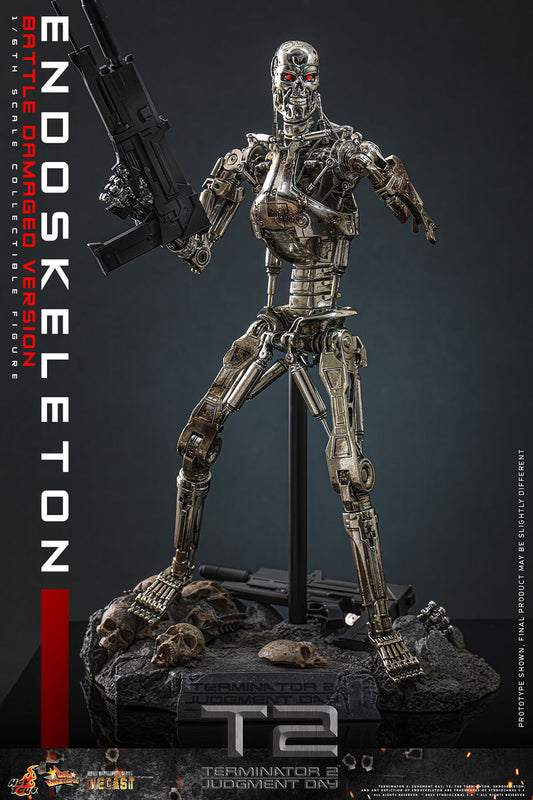 (Pre-Order) Endoskeleton (Battle Damaged Version) Hot Toy