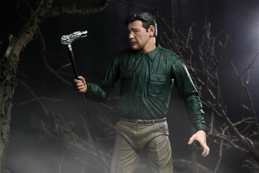 Universal Monsters Ultimate The Wolf Man Figure