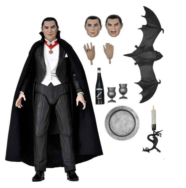 Universal Monsters Ultimate Dracula (Transylvania) Figure