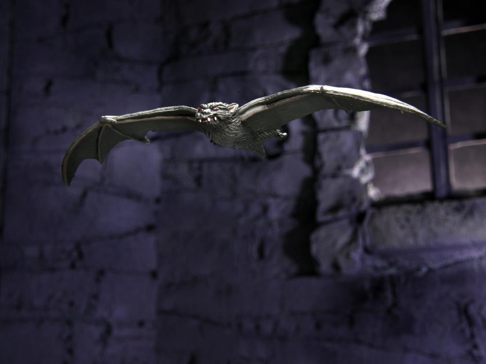 Universal Monsters Ultimate Dracula (Transylvania) Figure