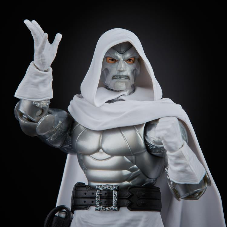 Marvel Legends Super Villains Dr. Doom (Xemnu BAF)