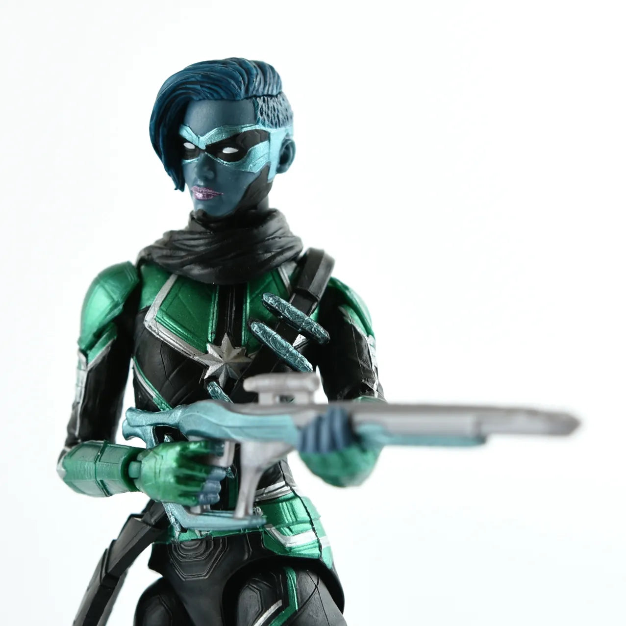 Marvel Legends Captain Marvel Action Figure (Starforce)