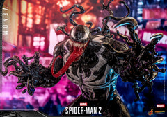 VENOM Sixth Scale Figure by Hot Toys