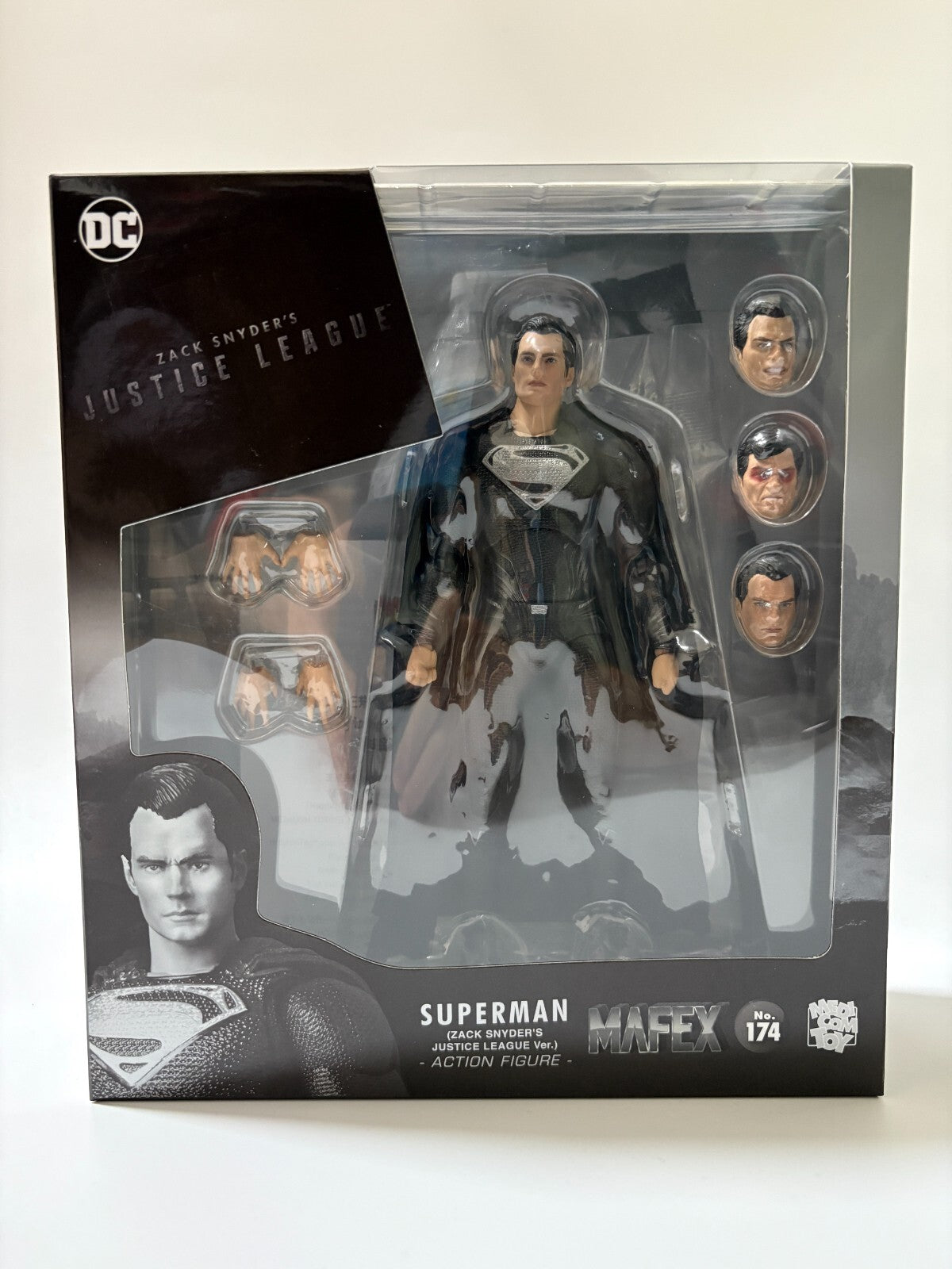 Zack Snyder's Justice League MAFEX No.174 Superman (Black Suit)