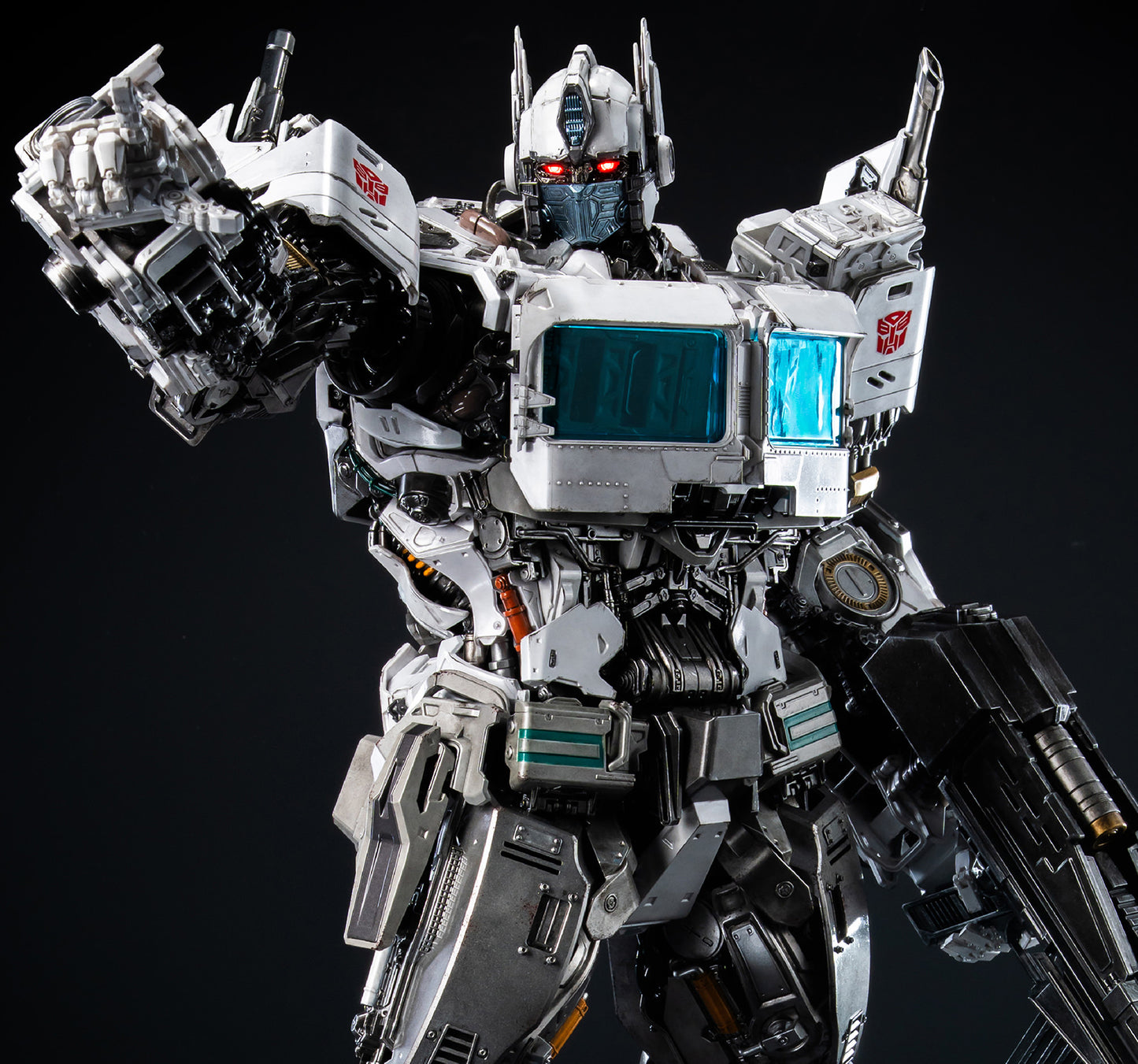 Ultra Magnus Premium Hot Toy