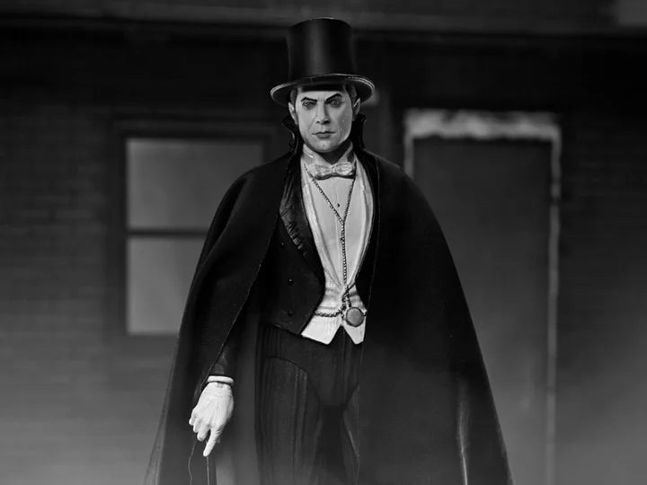Universal Monsters Ultimate Dracula (Carfax Abbey) Action Figure