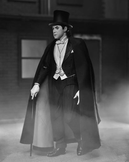 Universal Monsters Ultimate Dracula (Carfax Abbey) Action Figure