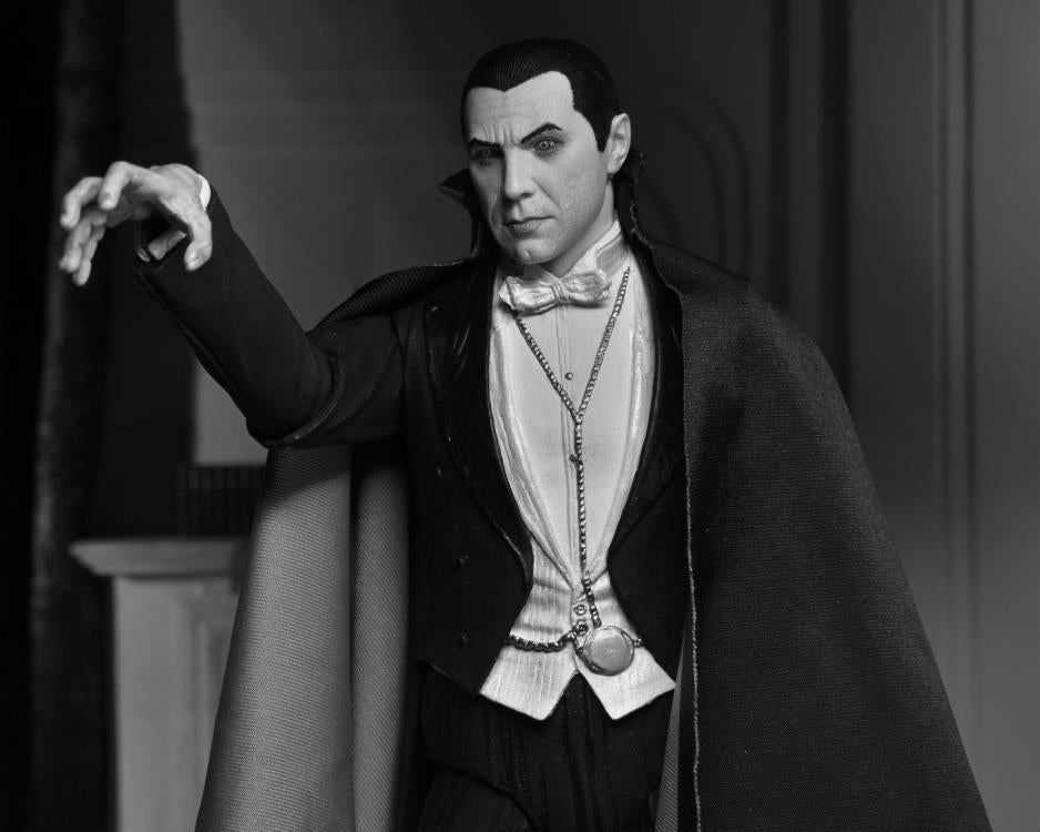 Universal Monsters Ultimate Dracula (Carfax Abbey) Action Figure
