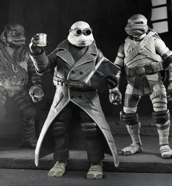 Teenage Mutant Ninja Turtles X Universal Monsters Turtle Bw 4 Pack Action Figure