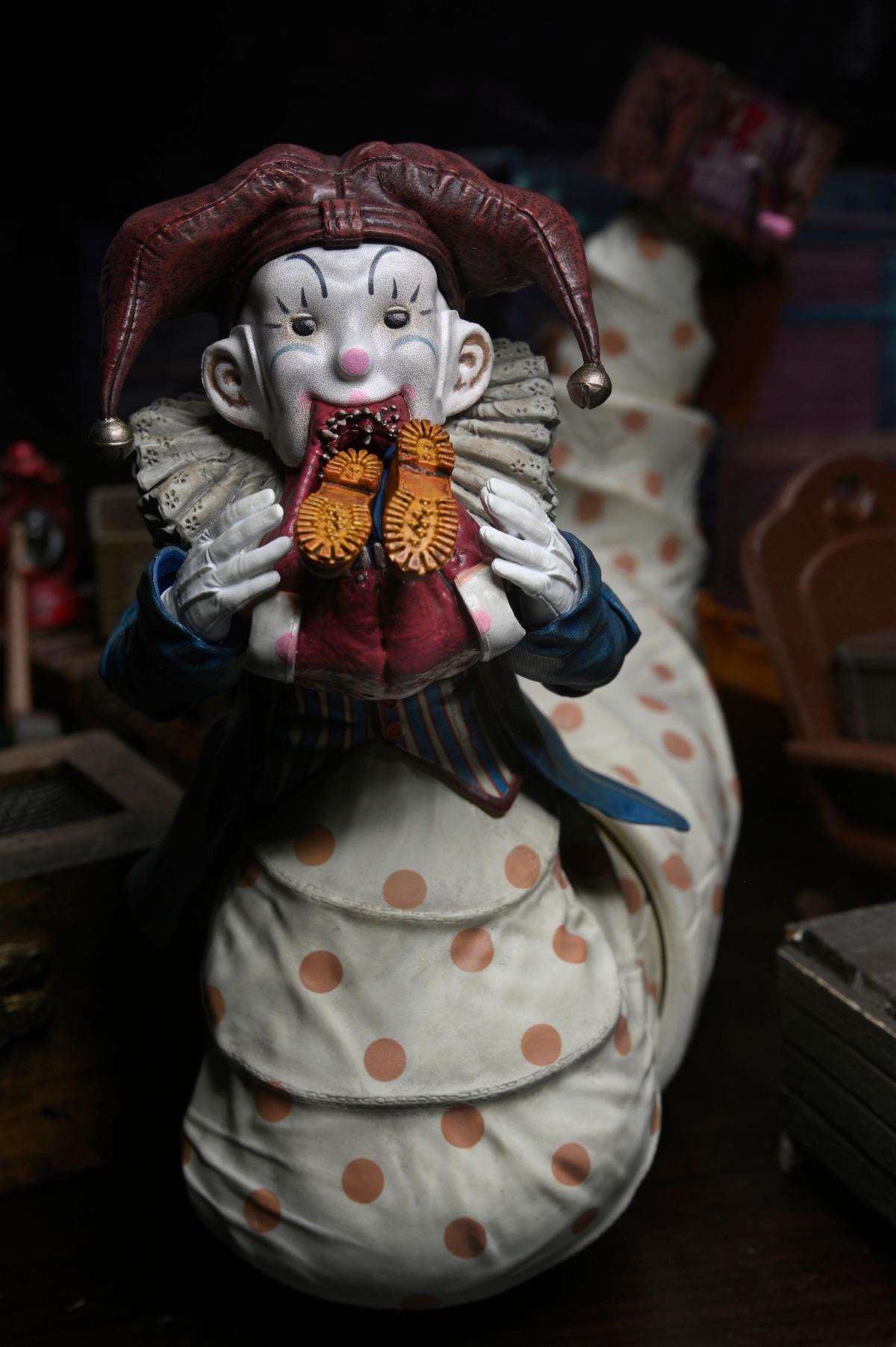 Krampus Deluxe Der Klown 7in Action Figure