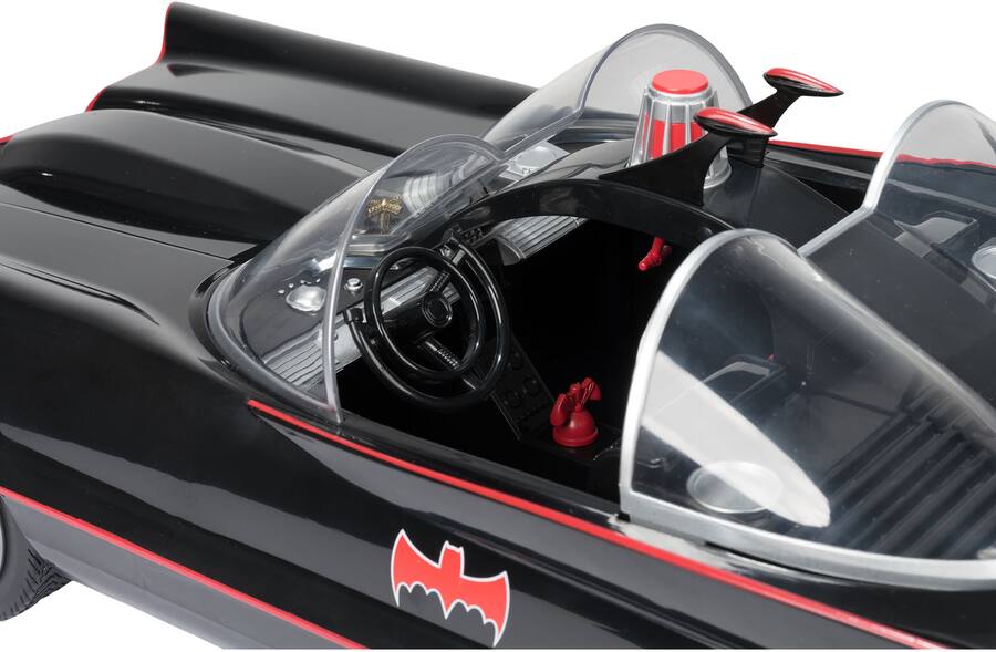 McFarlane Toys DC Multiverse Vehicles Batman - (1966) 7-in Figure