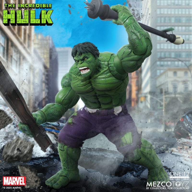 (Pre-Order) The Incredible Hulk One:12 Collective Action Figure