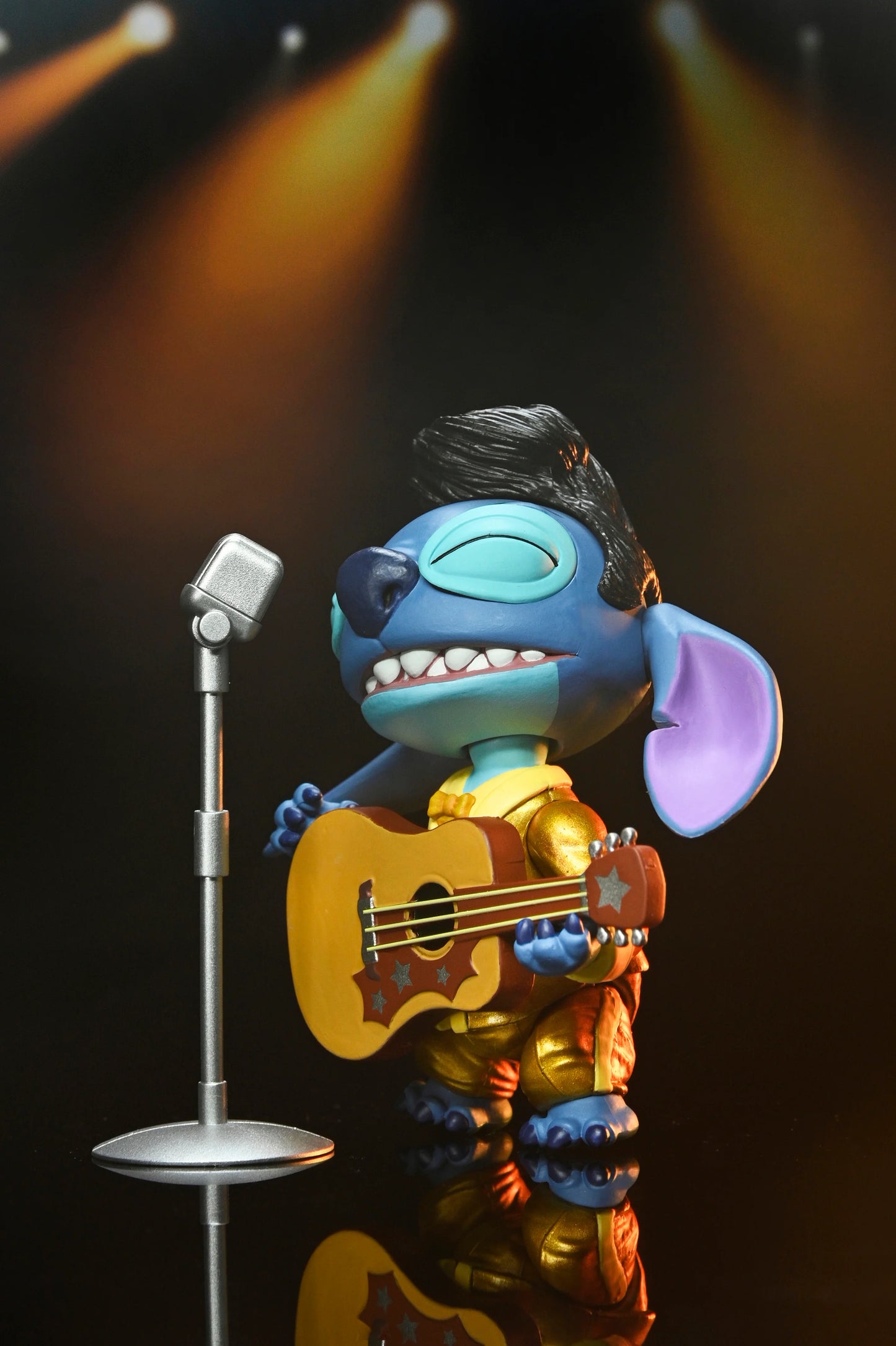 Disney Stitch- Ultimate Gold Suit Elvis 7” Scale Action Figure