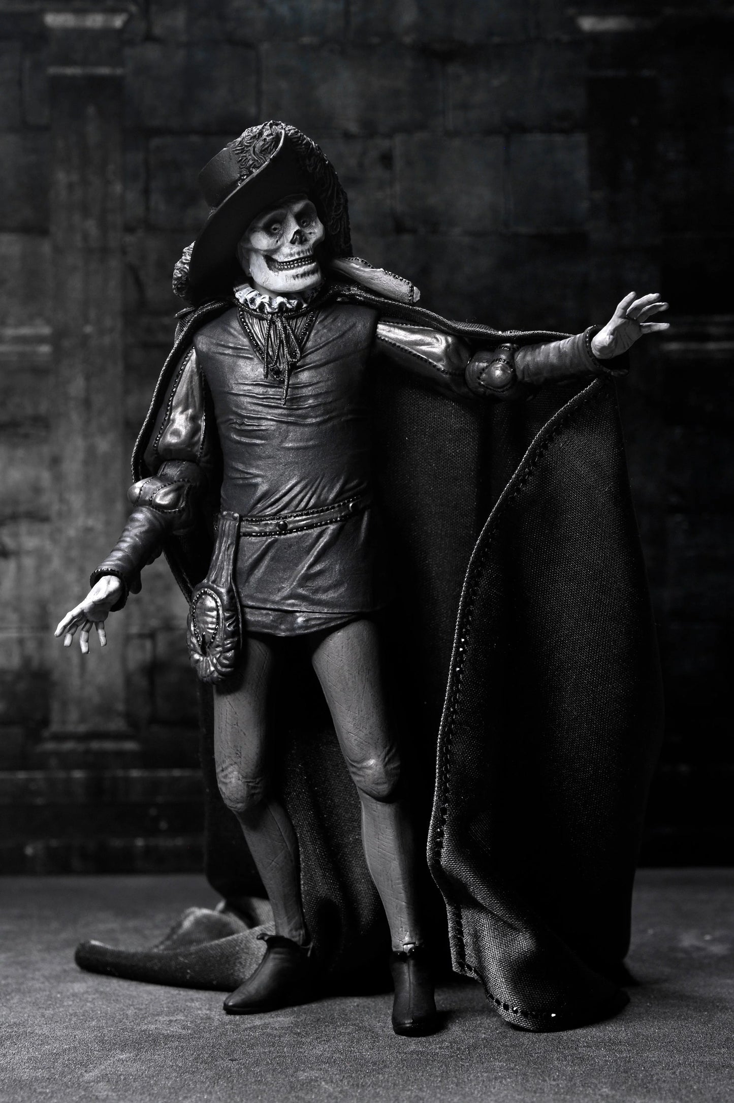 Phantom of the Opera (1925) - 7” Scale Action Figure - Ultimate Phantom of the Opera "Masque of the Red Death" (B&W)