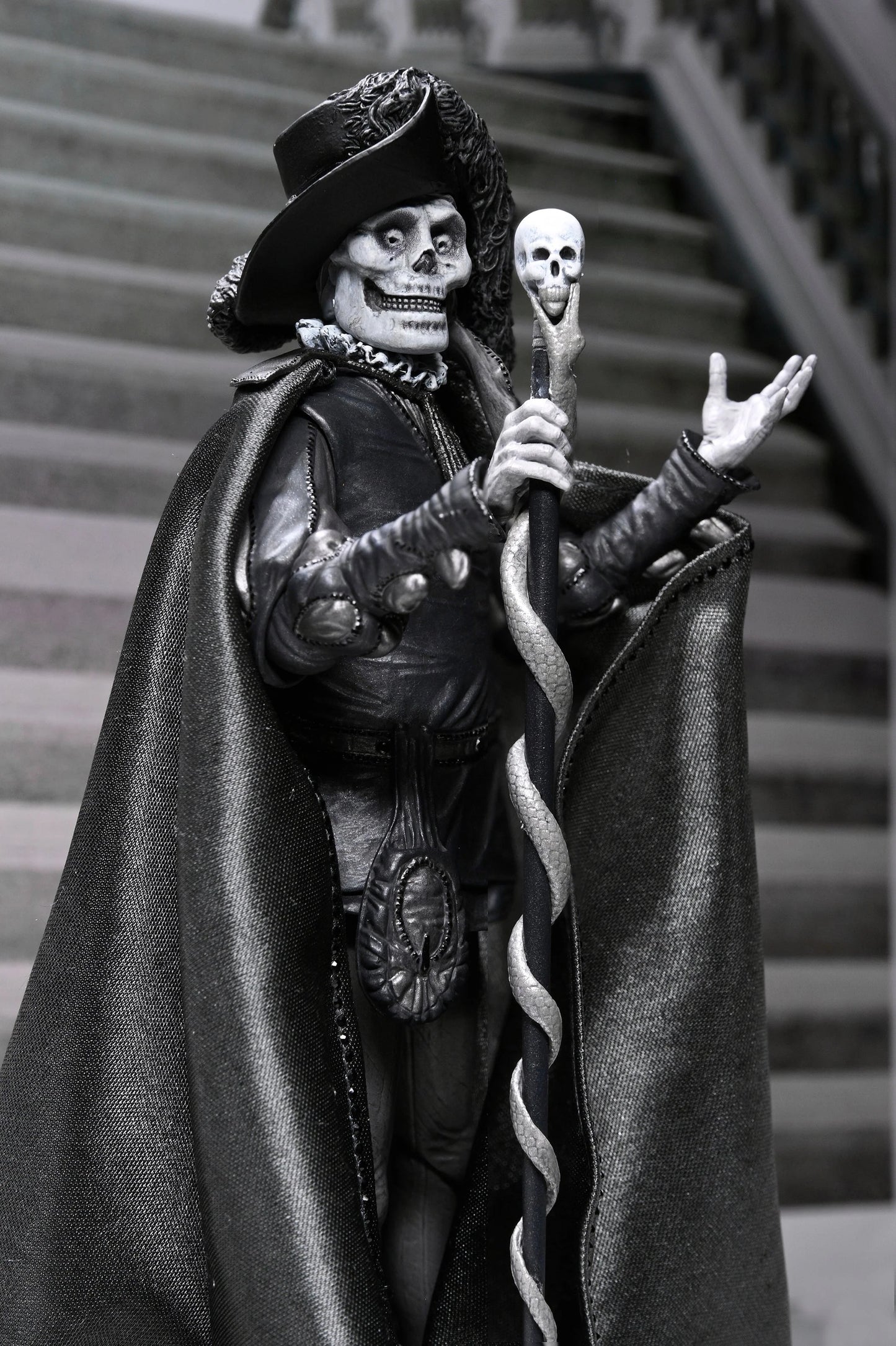 Phantom of the Opera (1925) - 7” Scale Action Figure - Ultimate Phantom of the Opera "Masque of the Red Death" (B&W)