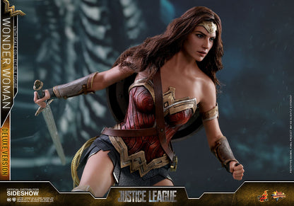WONDER WOMAN DELUXE VERSION Sixth Scale Figure by Hot Toys