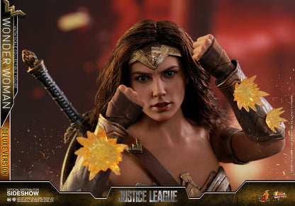 WONDER WOMAN DELUXE VERSION Sixth Scale Figure by Hot Toys