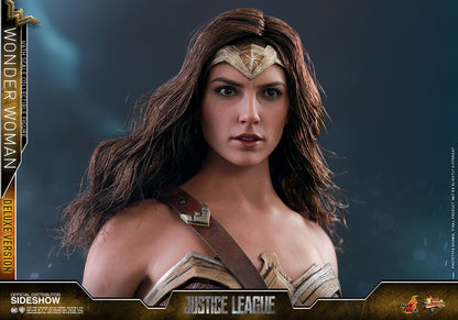 WONDER WOMAN DELUXE VERSION Sixth Scale Figure by Hot Toys