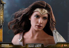 WONDER WOMAN DELUXE VERSION Sixth Scale Figure by Hot Toys