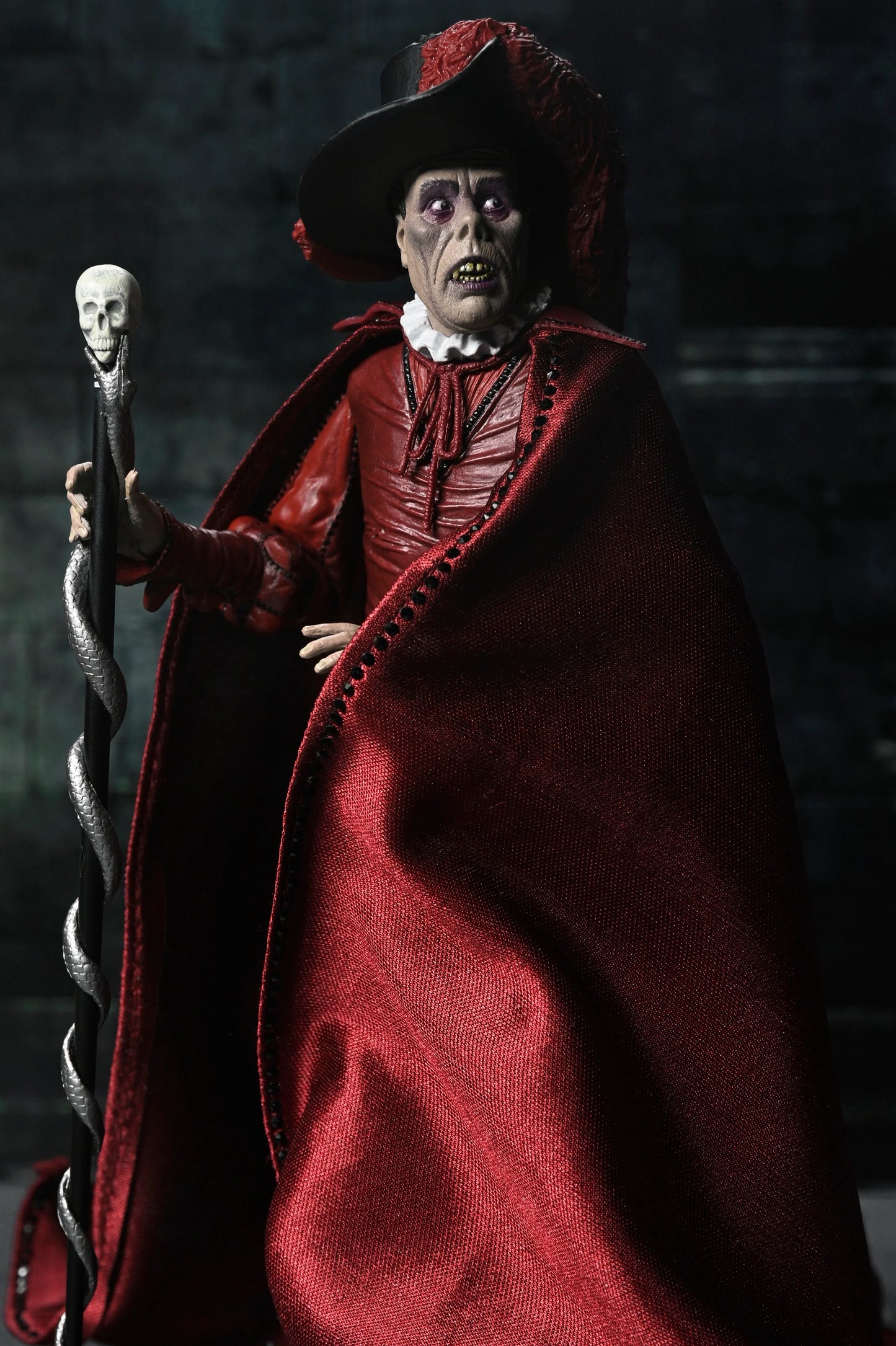 THE PHANTOM OF THE OPERA (1925) - PHANTOM OF THE OPERA “MASQUE OF THE RED DEATH” 7” SCALE ACTION FIGURE