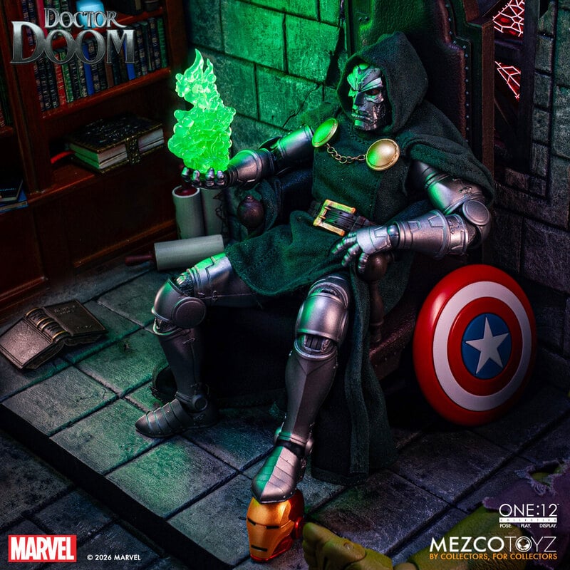 (Pre-Order) Doctor Doom 1:12 Collective Action Figure - ReRun
