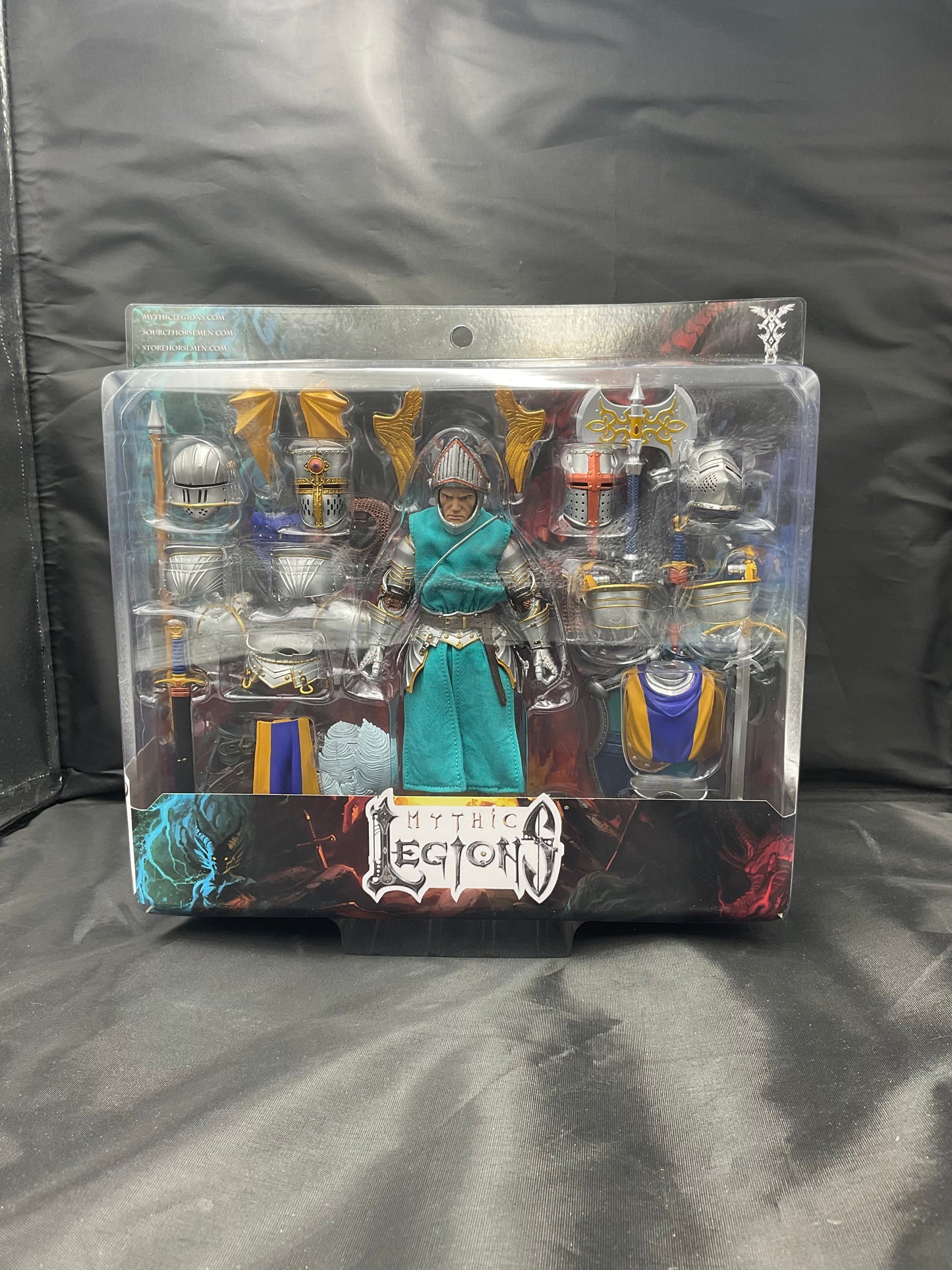 Mythic Legions: Ashes of Agbendor Blue Shield Soldier (Deluxe Knight Builder Kit 3) Action Figure