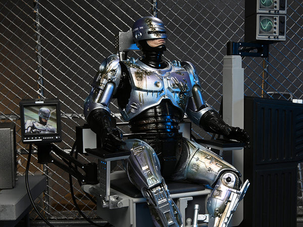 RoboCop Ultimate Battle Damaged RoboCop with Chair