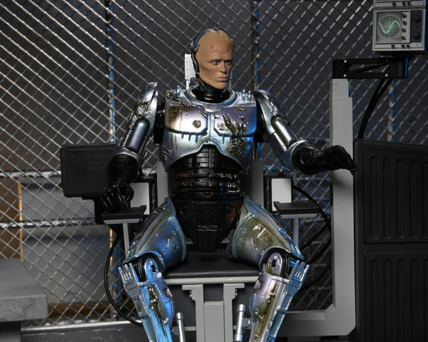 RoboCop Ultimate Battle Damaged RoboCop with Chair