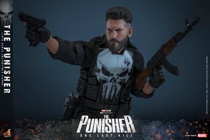 (Pre-Order) The Punisher Sixth Scale Figure