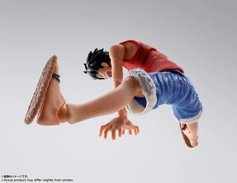 S.H. Figuarts One Piece Monkey D. Luffy (Romance Dawn) Action Figure