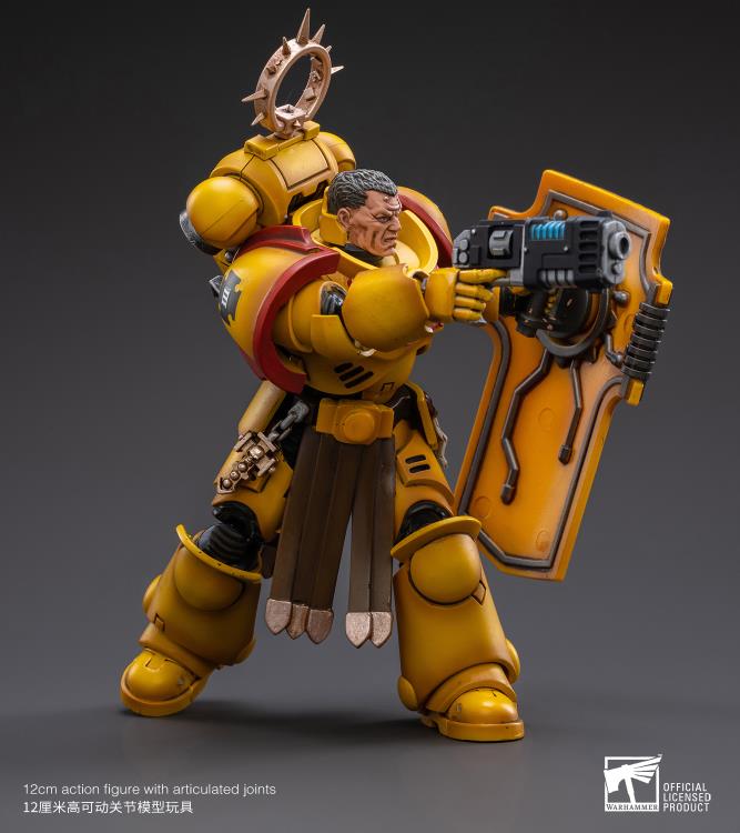 Warhammer 40K Imperial Fists Veteran Brother Thracius 1/18 Scale Figure