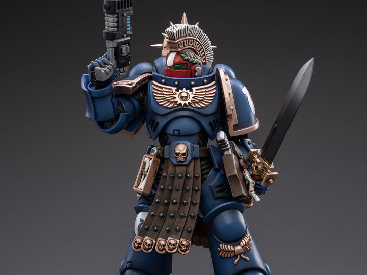 Warhammer 40K Ultramarines Veteran Sergeant Icastus 1/18 Scale Figure