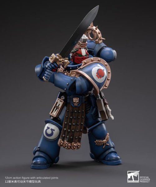 Warhammer 40K Ultramarines Veteran Sergeant Icastus 1/18 Scale Figure