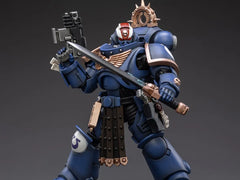 Warhammer 40K Ultramarines Primaris Lieutenant Amulius 1/18 Scale Figure