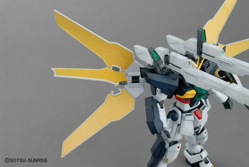 Bandai MG 1/100 Gundam Double X