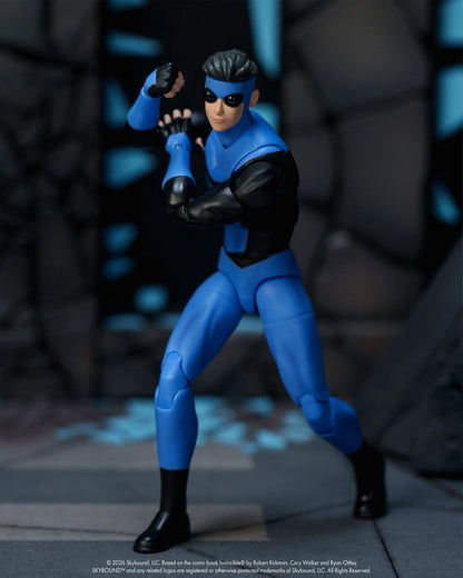 (Pre-Order) Invincible Invincible 1/12 Scale Action Figure