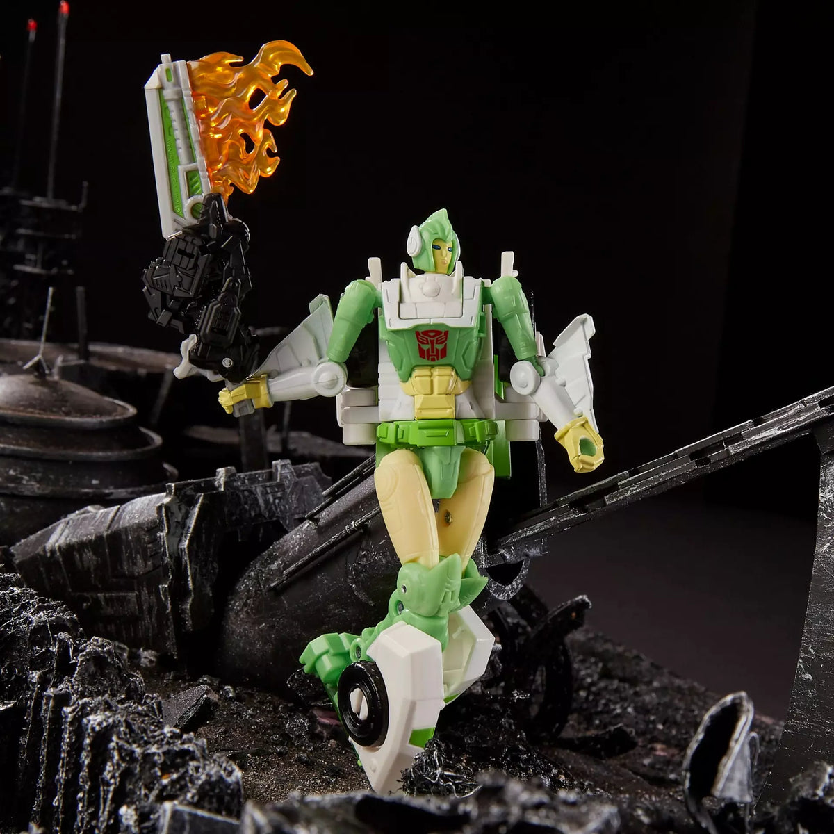 Transformers Generations War for Cybertron: Siege Deluxe Class Autobot Greenlight with Dazzlestrike