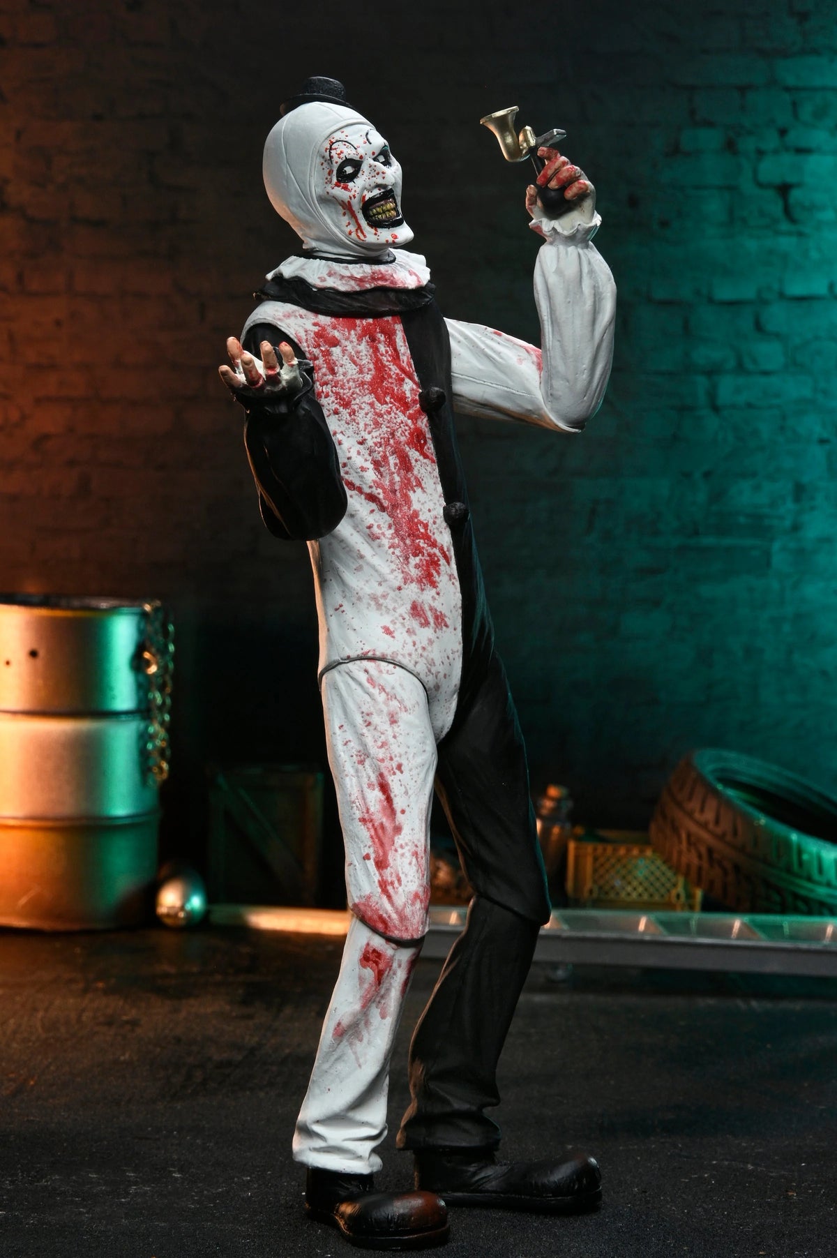 TERRIFIER 2 - ULTIMATE ART THE CLOWN 7" SCALE ACTION FIGURE (BLOOD SPLATTERED)