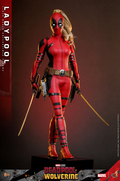 LADYPOOL Sixth Scale Figure by Hot Toys