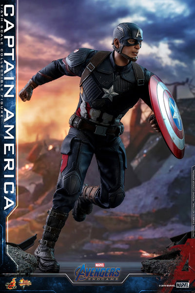 CAPTAIN AMERICA Sixth Scale Figure by Hot Toys