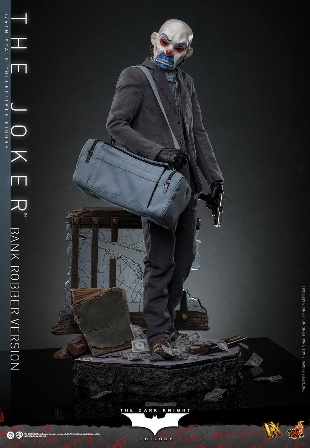 (Pre-Order) The Joker (Bank Robber Version) Hot Toy