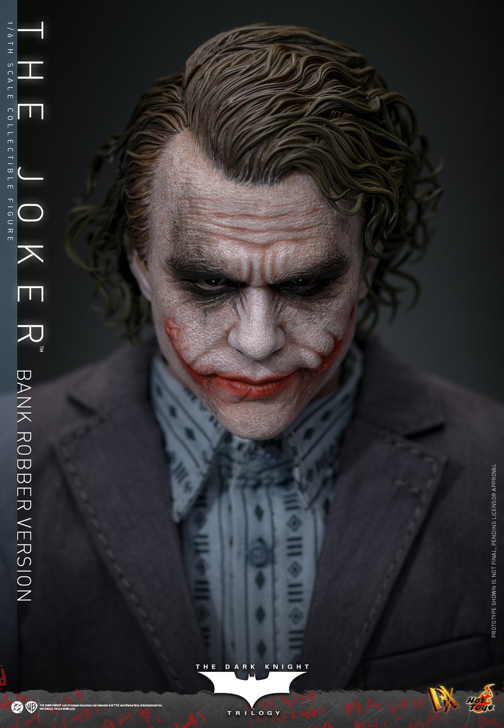 (Pre-Order) The Joker (Bank Robber Version) Hot Toy