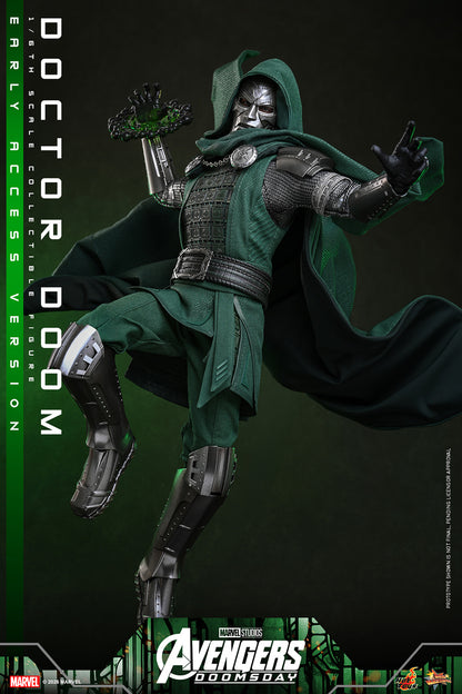 (Pre-Order) Doctor Doom Sixth Scale Figure