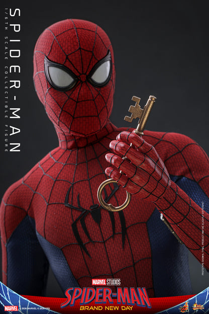 (Pre-Order) Spider-Man Sixth Scale Figure